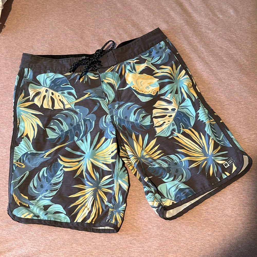 Salty Crew
Breaker Boardshort